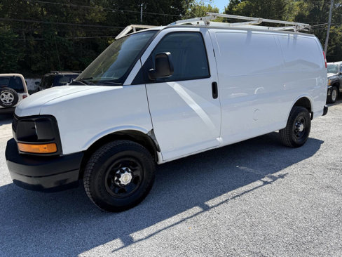 Used 2014 Chevrolet Express 3500 image 3