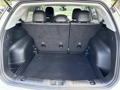 Used 2019 Jeep Compass Latitude w/ Popular Equipment Group image 12