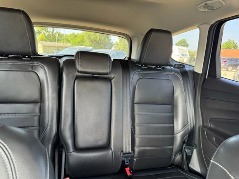 Used 2018 Ford Escape Titanium w/ Ford Safe & Smart Package image 31