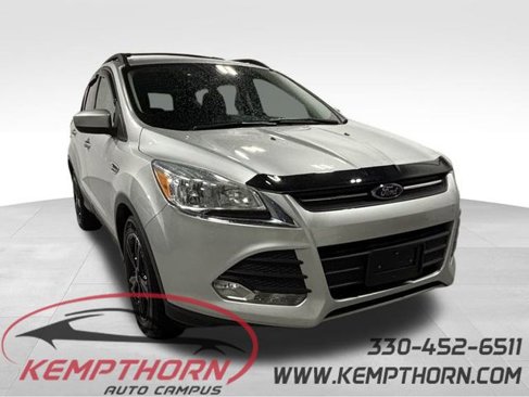 Used 2015 Ford Escape SE w/ Equipment Group 201A image 1