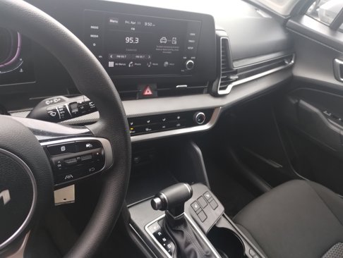 Used 2023 Kia Sportage LX image 13