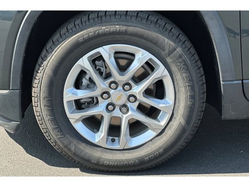 Used 2021 Chevrolet Traverse LT image 43