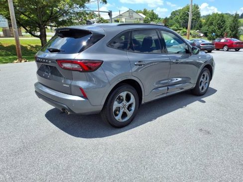 Certified 2024 Ford Escape ST-Line w/ Tech Pack #1 image 4