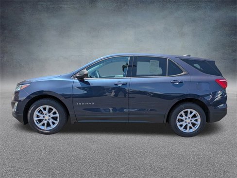 Used 2019 Chevrolet Equinox LS w/ LS Convenience Package image 6