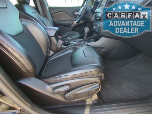 Used 2020 Jeep Cherokee Latitude Plus image 20
