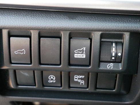 Used 2020 Subaru Forester Premium image 17