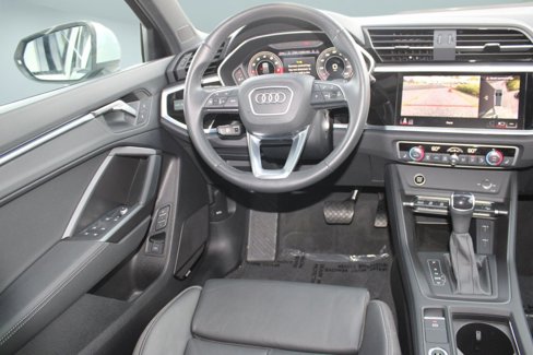 Used 2022 Audi Q3 2.0T Premium Plus image 32