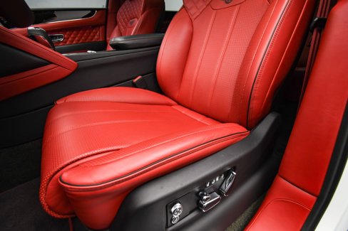 Used 2022 Bentley Bentayga Speed image 52