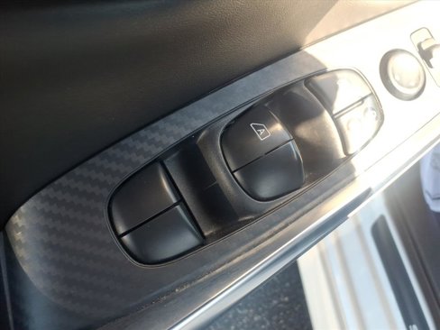 Used 2024 Nissan Sentra SR w/ SR Premium Package image 13