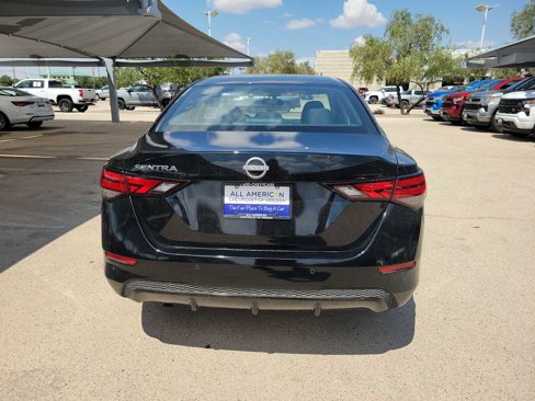 Used 2024 Nissan Sentra S image 5