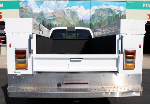 Used 2015 Ford F550 4x4 SuperCab Super Duty image 5