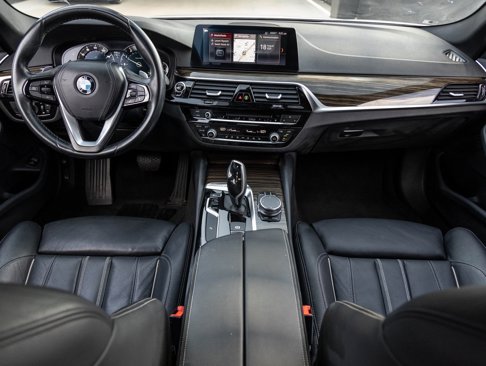 Used 2019 BMW 530i w/ Convenience Package image 12