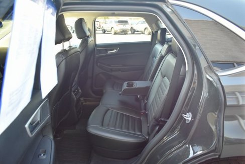 Used 2023 Ford Edge SEL w/ Convenience Package image 34