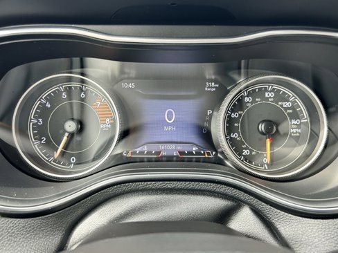 Used 2019 Jeep Cherokee Limited image 20