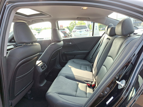 Used 2013 Honda Accord Touring image 9