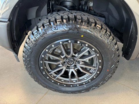 Used 2019 Ford F150 XLT w/ Equipment Group 302A Luxury image 5