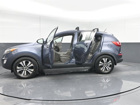 Used 2011 Kia Sportage EX w/ Premium Pkg w/Leather Seats image 40