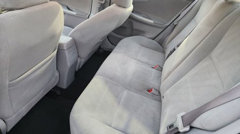 Used 2010 Toyota Corolla image 12