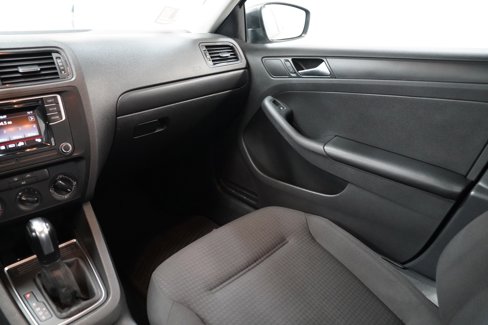 Used 2016 Volkswagen Jetta S image 11