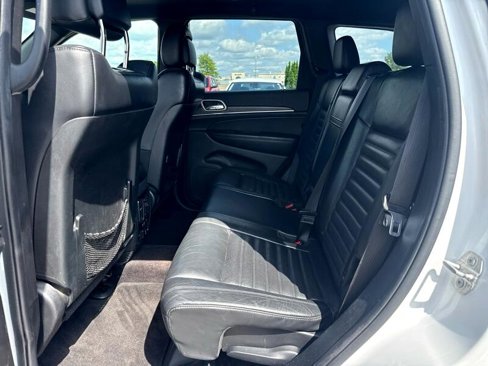 Used 2018 Jeep Grand Cherokee Limited image 14