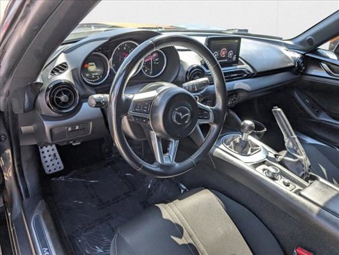 Used 2021 MAZDA MX-5 Miata RF Club w/ Interior Package (MT) image 9