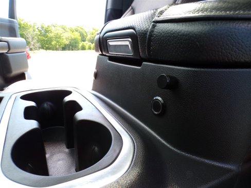 Used 2020 GMC Sierra 3500 Denali w/ Denali Ultimate Package image 30