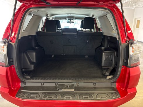 Used 2017 Toyota 4Runner SR5 image 27