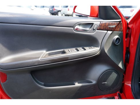 Used 2013 Chevrolet Impala LTZ image 14