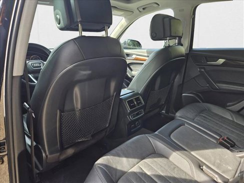 Used 2019 Audi Q5 2.0T Premium Plus w/ Premium Plus Package image 14