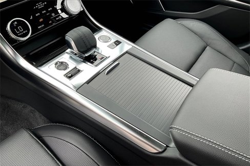 New 2024 Jaguar XF R-Dynamic SE image 9