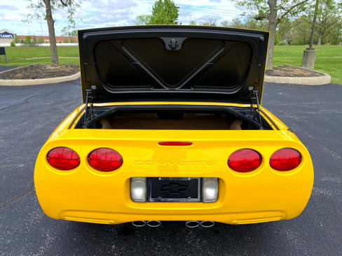Used 2003 Chevrolet Corvette Convertible w/ Preferred Equipment Group1 image 39
