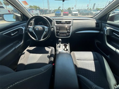 Used 2018 Nissan Altima 2.5 SV image 16