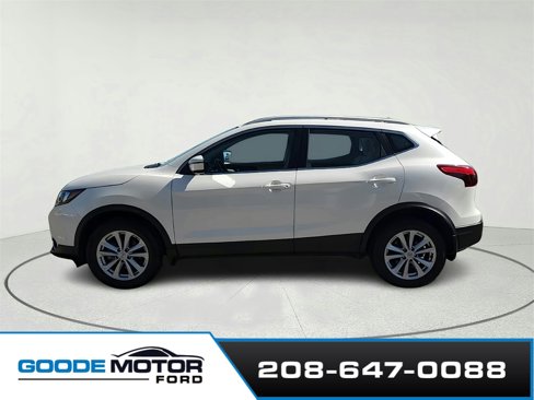 Used 2018 Nissan Rogue Sport SV w/ SV All-Weather Package image 6