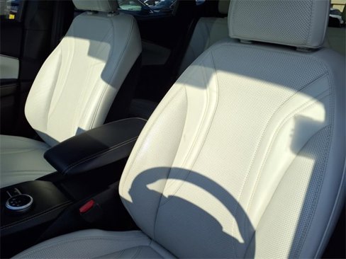 Used 2022 Ford Mustang Mach-E Premium image 6