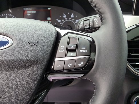 Certified 2022 Ford Escape SE w/ SE Sport Appearance Package image 23