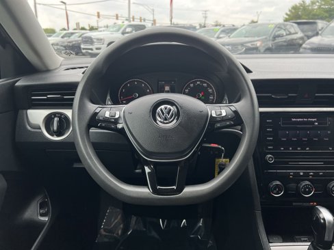 Used 2020 Volkswagen Passat 2.0T S image 15