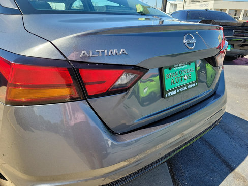 Used 2024 Nissan Altima 2.5 SR image 10