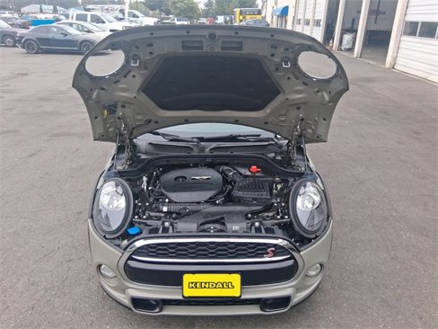 Used 2019 MINI Cooper S image 17