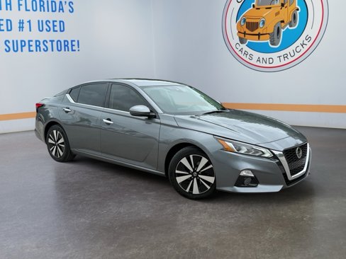 Used 2020 Nissan Altima 2.5 SV image 7