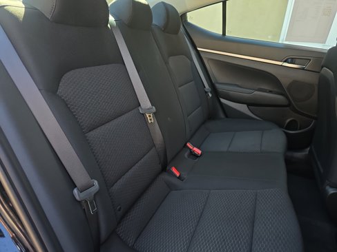 Used 2019 Hyundai Elantra SE w/ Cargo Package image 26