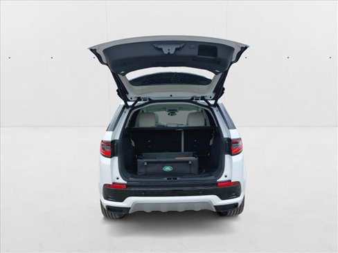 New 2025 Land Rover Discovery Sport S image 16