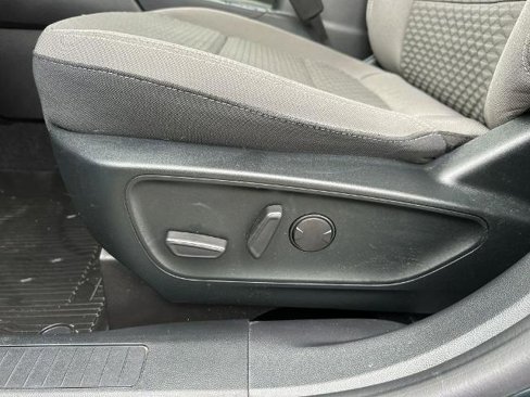 Certified 2022 Ford Escape SE w/ SE Sport Appearance Package image 12