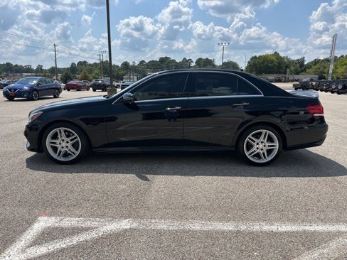 Used 2014 Mercedes-Benz E 350 Sedan image 4