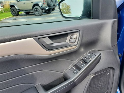 Used 2022 Ford Escape SE w/ Convenience Package image 11