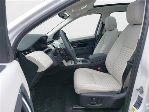 New 2025 Land Rover Discovery Sport S image 13