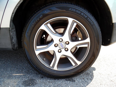 Used 2011 Volvo XC60 T6 image 25