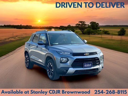 Used 2022 Chevrolet TrailBlazer LT w/ Convenience Package image 1