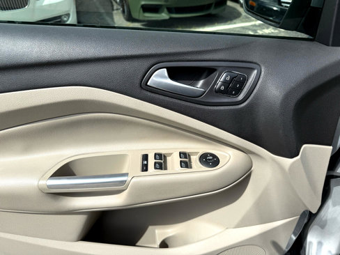 Used 2013 Ford Escape SEL image 19