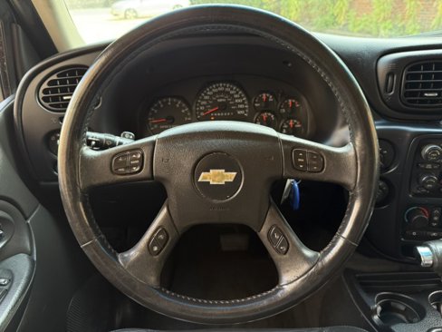 Used 2007 Chevrolet TrailBlazer LT image 18
