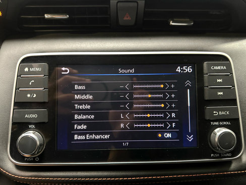 Used 2020 Nissan Kicks SR w/ Exterior Package image 48
